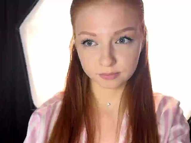 LyndseyShinkle live cam on BongaCams