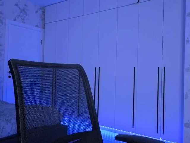 LyndseyShinkle live cam on BongaCams
