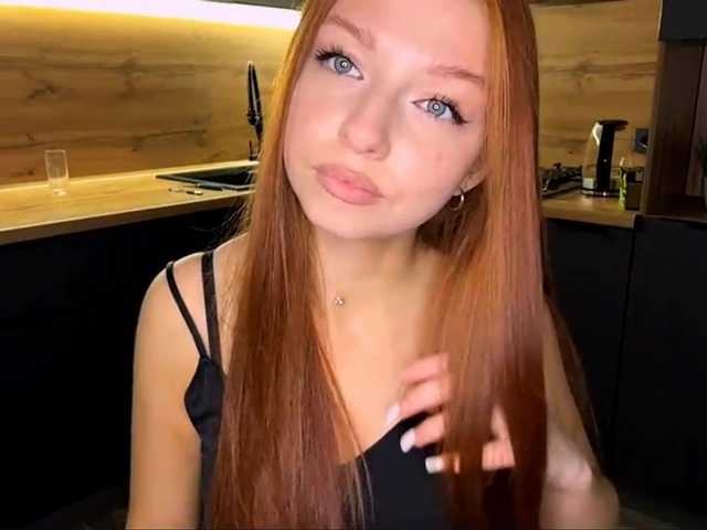 LyndseyShinkle live cam on BongaCams