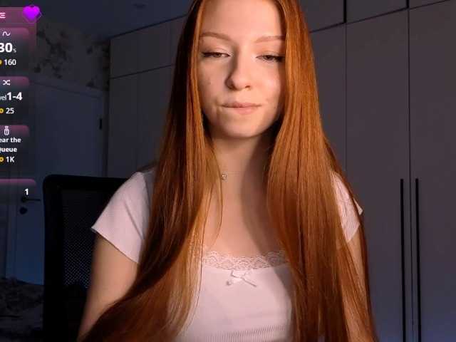 LyndseyShinkle live cam on BongaCams