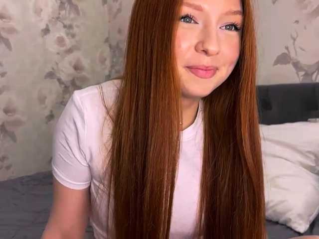 LyndseyShinkle live cam on BongaCams