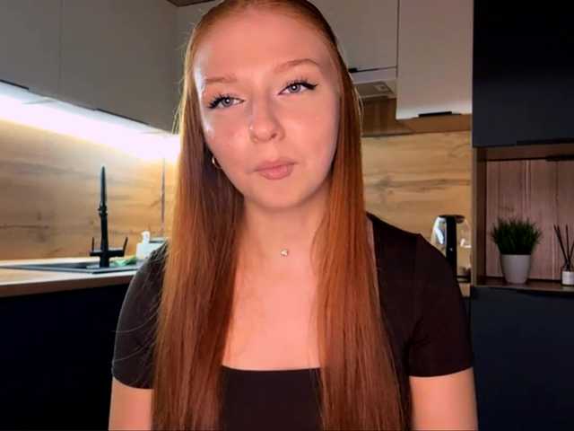LyndseyShinkle live cam on BongaCams