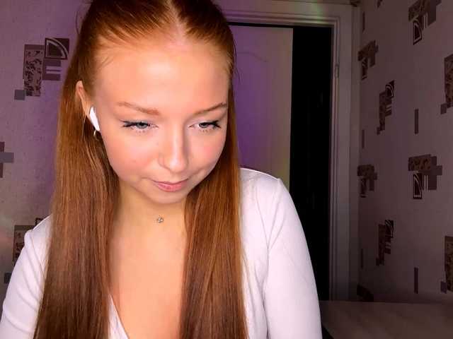 LyndseyShinkle live cam on BongaCams
