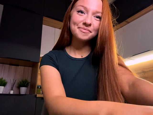LyndseyShinkle live cam on BongaCams