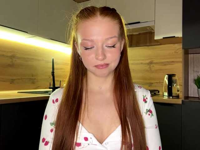 LyndseyShinkle live cam on BongaCams