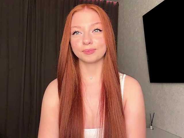 LyndseyShinkle live cam on BongaCams