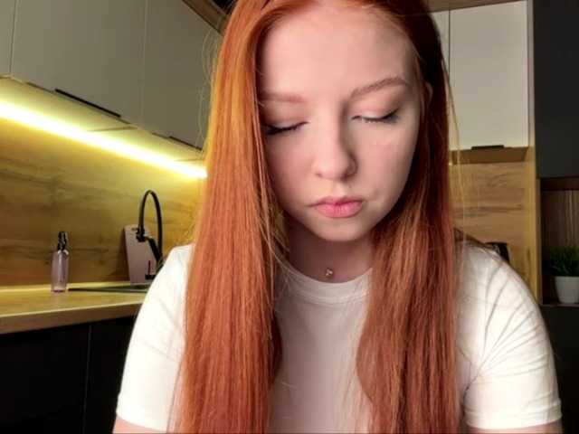LyndseyShinkle live cam on BongaCams