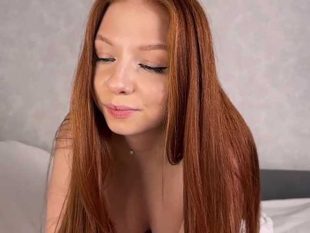 LyndseyShinkle live cam on BongaCams