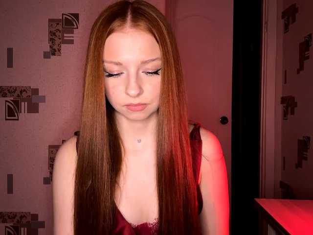 LyndseyShinkle live cam on BongaCams