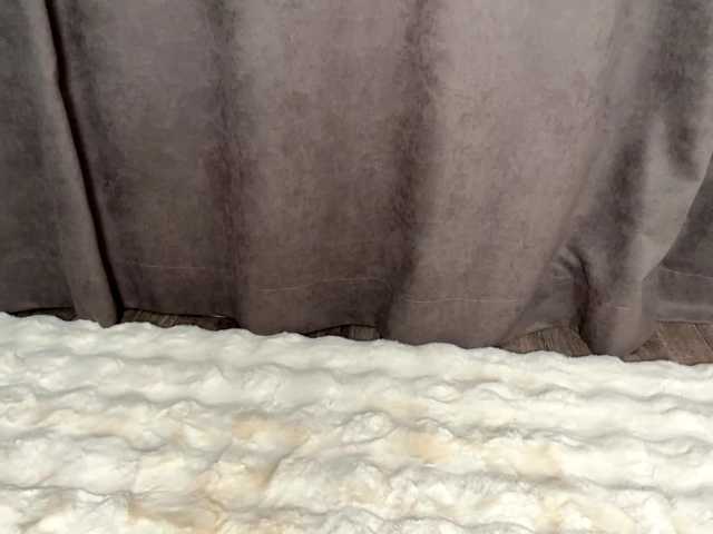 LyndseyShinkle live cam on BongaCams