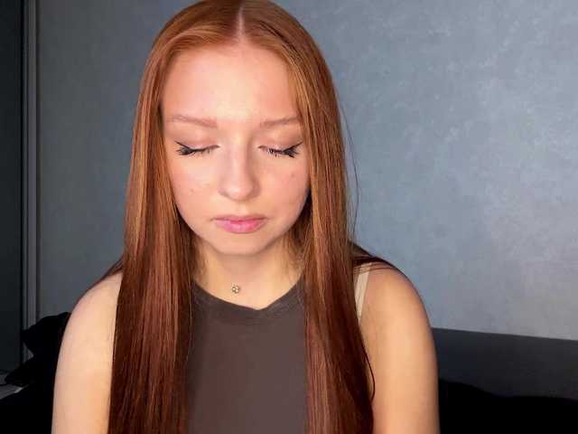 LyndseyShinkle live cam on BongaCams