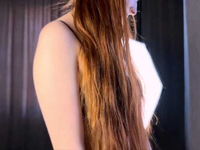 LyndseyShinkle live cam on BongaCams