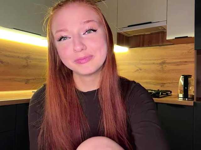 LyndseyShinkle live cam on BongaCams