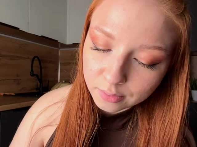 LyndseyShinkle live cam on BongaCams