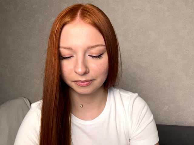 LyndseyShinkle live cam on BongaCams