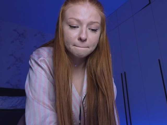 LyndseyShinkle live cam on BongaCams