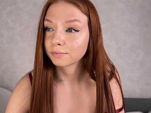LyndseyShinkle live cam on BongaCams