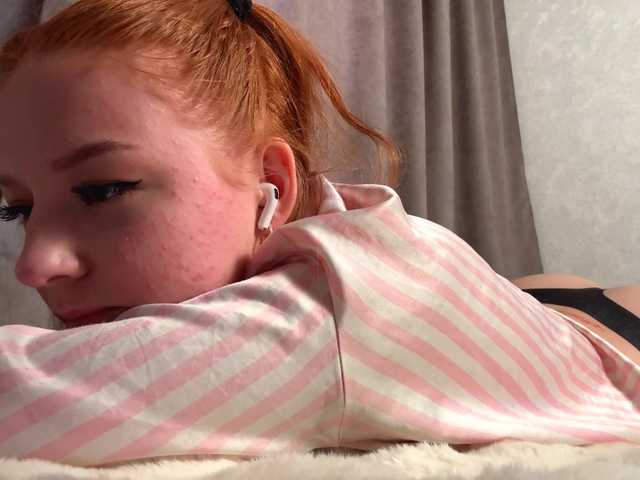 LyndseyShinkle live cam on BongaCams
