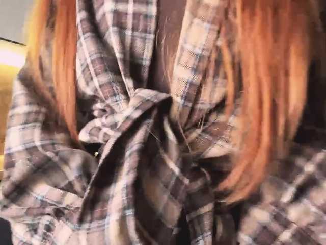 LyndseyShinkle live cam on BongaCams