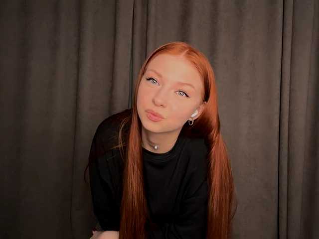 LyndseyShinkle live cam on BongaCams
