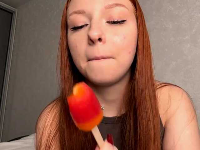 LyndseyShinkle live cam on BongaCams