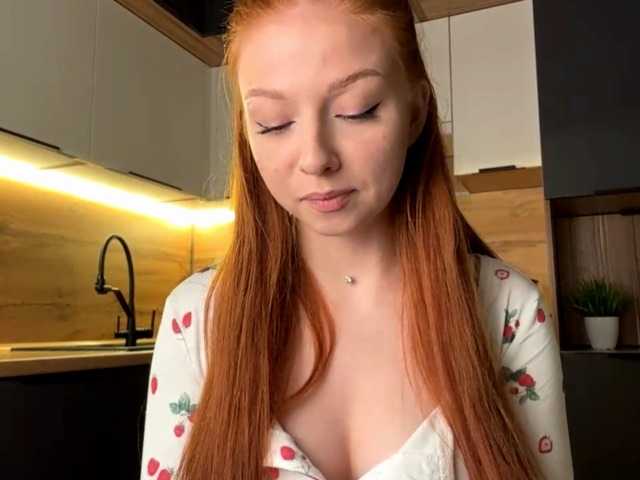 LyndseyShinkle live cam on BongaCams