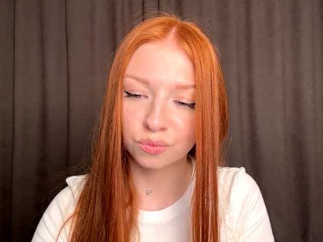 LyndseyShinkle live cam on BongaCams