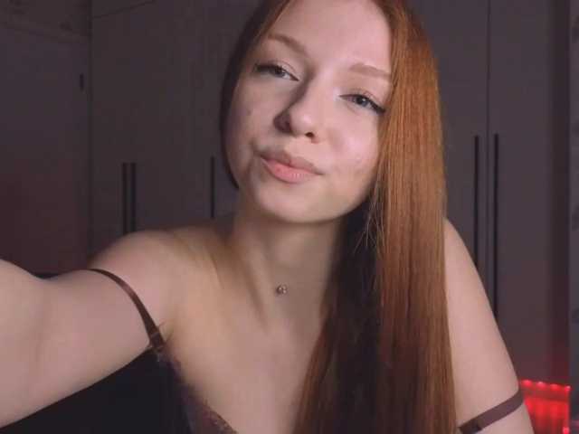 LyndseyShinkle live cam on BongaCams