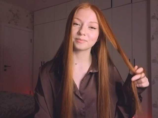 LyndseyShinkle live cam on BongaCams