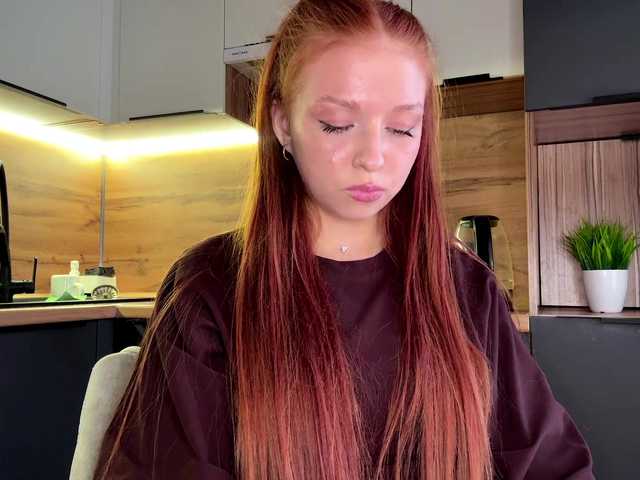 LyndseyShinkle live cam on BongaCams