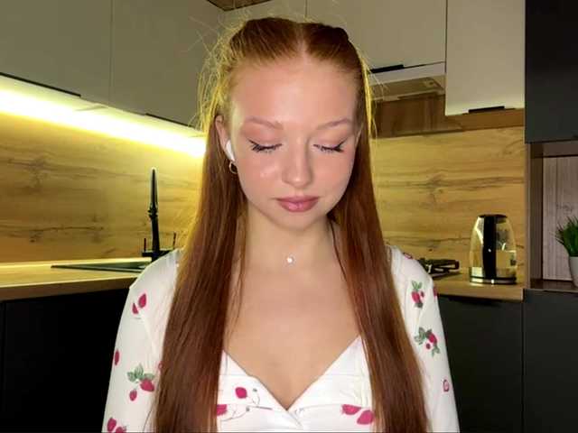LyndseyShinkle live cam on BongaCams