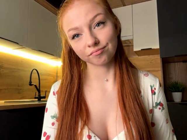 LyndseyShinkle live cam on BongaCams