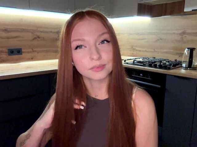 LyndseyShinkle live cam on BongaCams