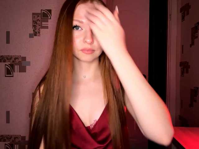 LyndseyShinkle live cam on BongaCams