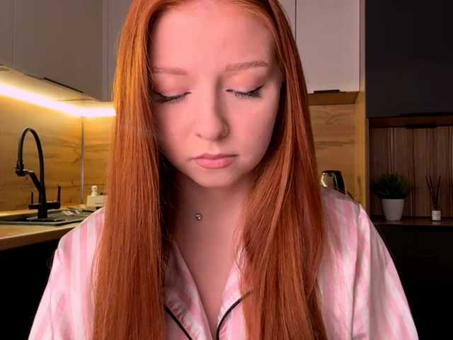 LyndseyShinkle live cam on BongaCams