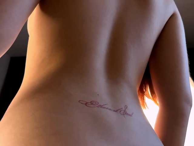 LyndseyShinkle live cam on BongaCams