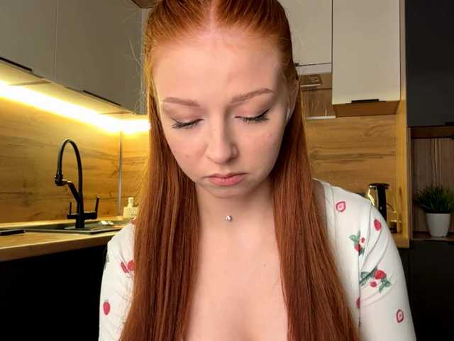 LyndseyShinkle live cam on BongaCams