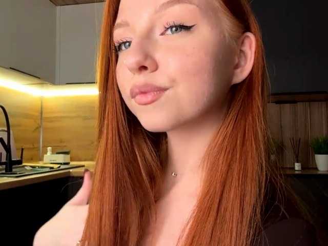 LyndseyShinkle live cam on BongaCams