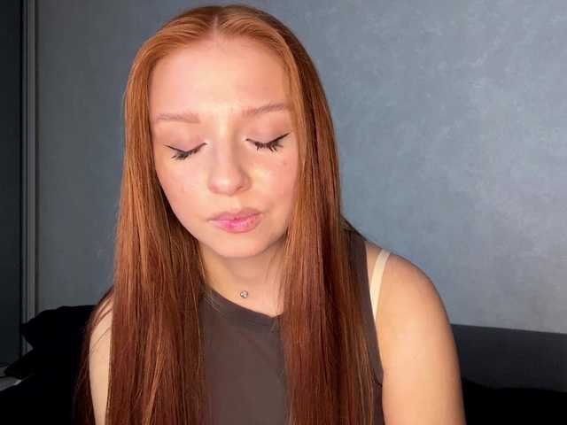 LyndseyShinkle live cam on BongaCams