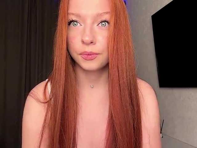 LyndseyShinkle live cam on BongaCams