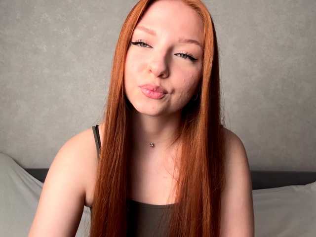 LyndseyShinkle live cam on BongaCams