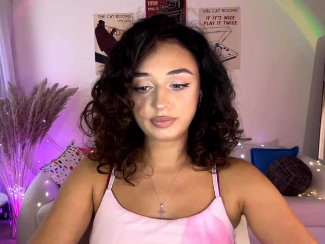 LyndseyShinkle live cam on BongaCams