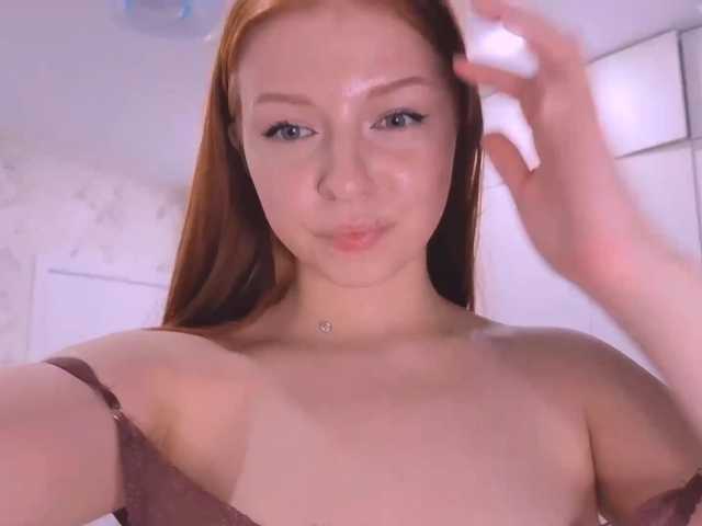 LyndseyShinkle live cam on BongaCams