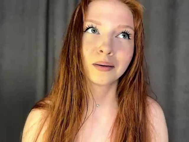 LyndseyShinkle live cam on BongaCams