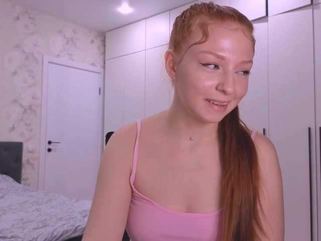 LyndseyShinkle live cam on BongaCams