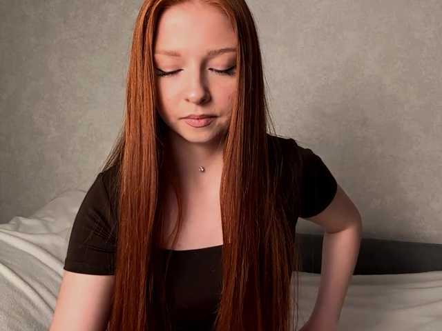 LyndseyShinkle live cam on BongaCams