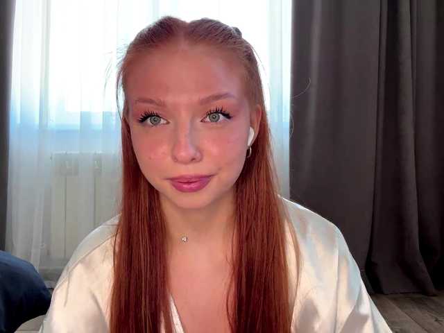 LyndseyShinkle live cam on BongaCams
