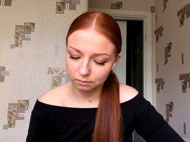 LyndseyShinkle live cam on BongaCams
