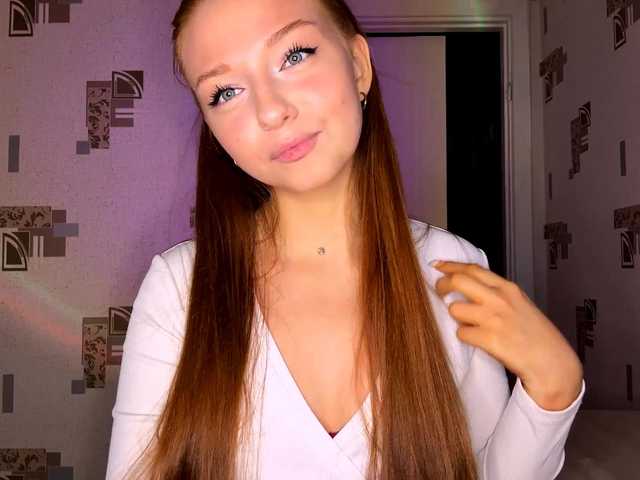 LyndseyShinkle live cam on BongaCams