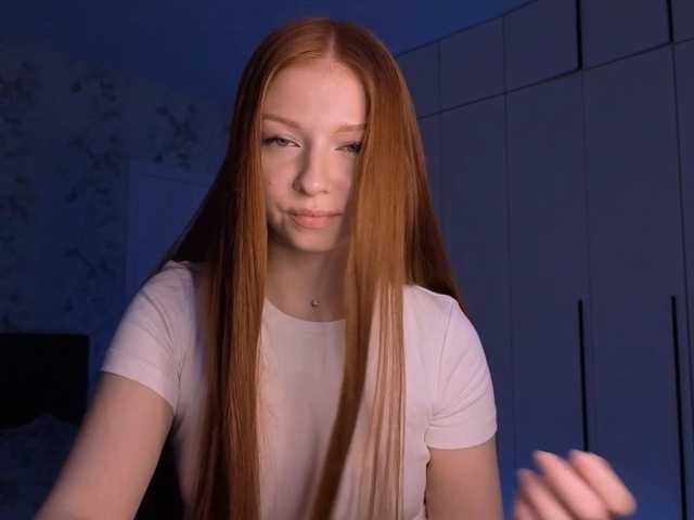LyndseyShinkle live cam on BongaCams